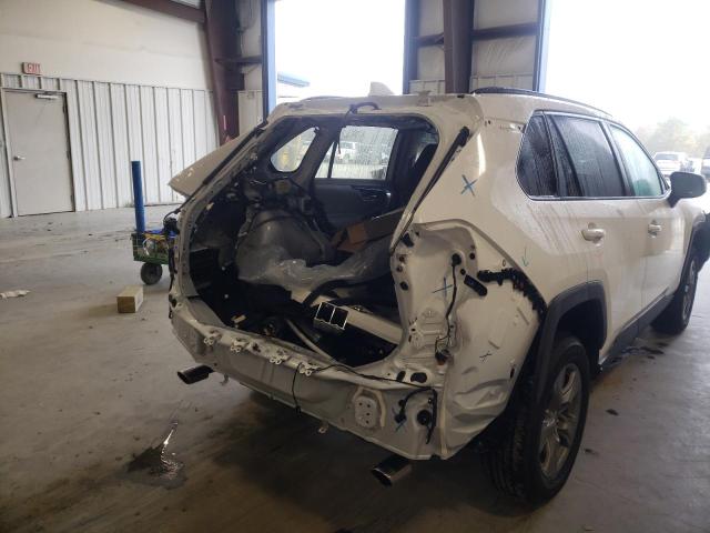 Photo 9 from auction – 2022 TOYOTA RAV4 XLE with VIN 2T3W1RFV8NC186485