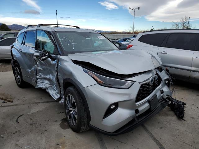 TOYOTA HIGHLANDER 2022 with VIN 5TDGBRCH8NS538402 - Photo from auction