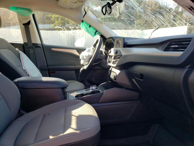 Photo 5 from auction – 2022 FORD ESCAPE S with VIN 1FMCU9F63NUB37995