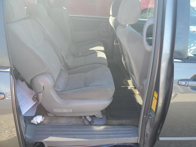 Photo 6 from auction – 2005 TOYOTA SIENNA CE with VIN 5TDZA23C75S349442