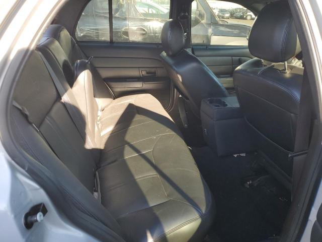 Photo 6 from auction – 2011 FORD CROWN VICT with VIN 2FABP7BV7BX104677