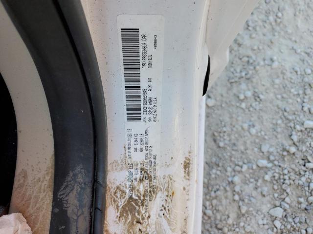 Photo 10 from auction – 2013 CHRYSLER 200 LIMITE with VIN 1C3BCBFG8DN597945