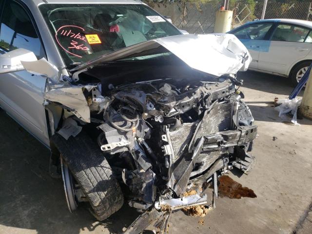 Photo 9 from auction – 2017 CHEVROLET TRAVERSE L with VIN 1GNKRGKD4HJ325450