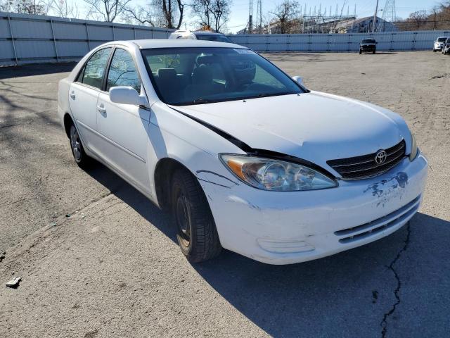 TOYOTA CAMRY LE 2004 with VIN 4T1BE32K54U362930 - Photo from auction