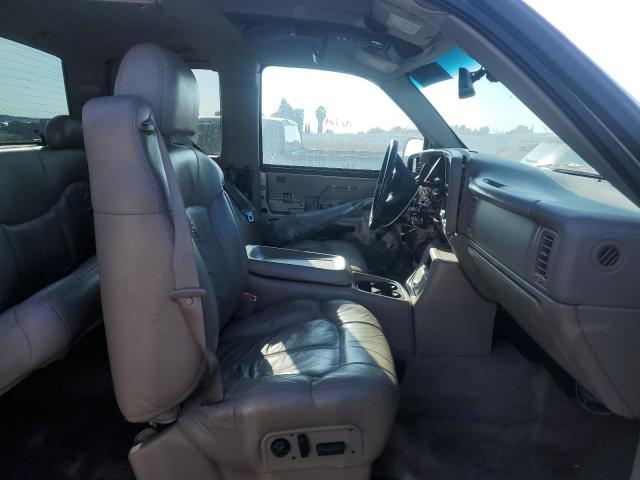 Photo 5 from auction – 2002 CHEVROLET SILVERADO with VIN 2GCEK19T221208570