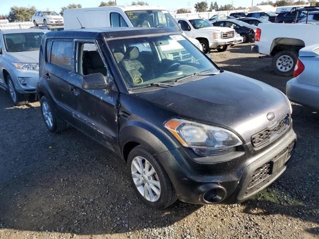 KIA SOUL + 2013 with VIN KNDJT2A68D7587121 - Photo from auction