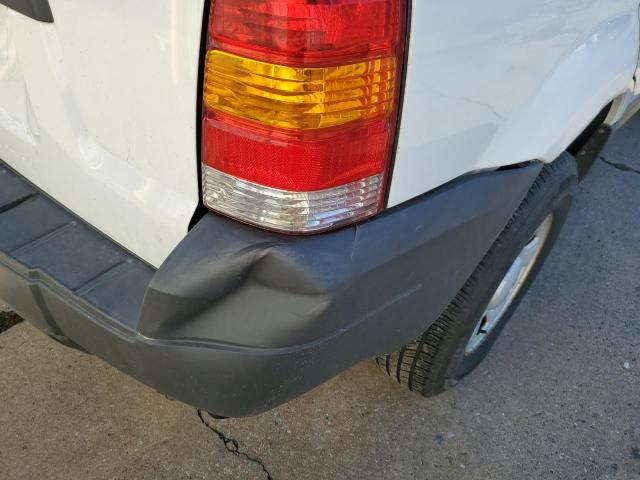 Photo 9 from auction – 2005 FORD ESCAPE XLS with VIN 1FMYU92Z85KA40924