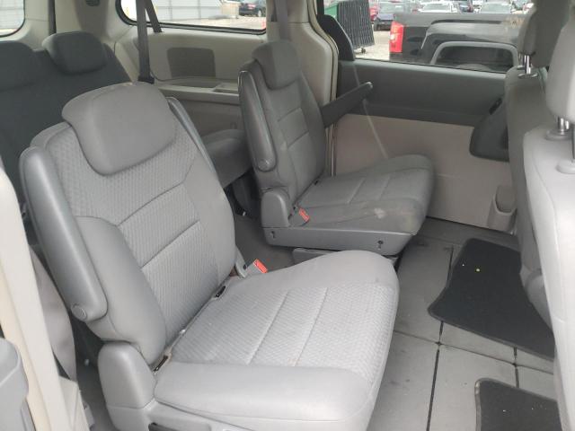 Photo 6 from auction – 2010 CHRYSLER TOWN & COU with VIN 2A4RR5D13AR309878