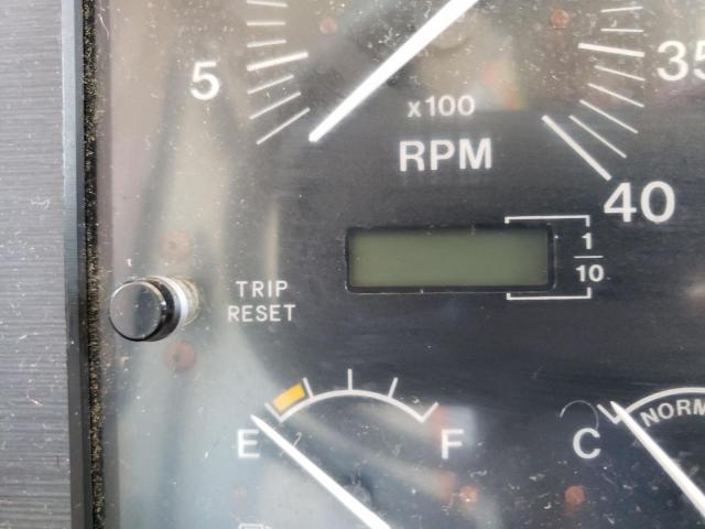Photo 8 from auction – 1998 FREIGHTLINER CHASSIS X with VIN 4UZ6XFBC1WCA29173