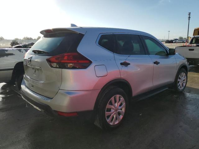 Photo 4 from auction – 2017 NISSAN ROGUE S with VIN KNMAT2MT8HP577261
