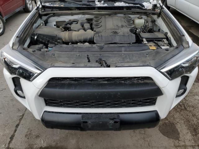 Photo 7 from auction – 2019 TOYOTA 4RUNNER SR with VIN JTEBU5JR9K5716355