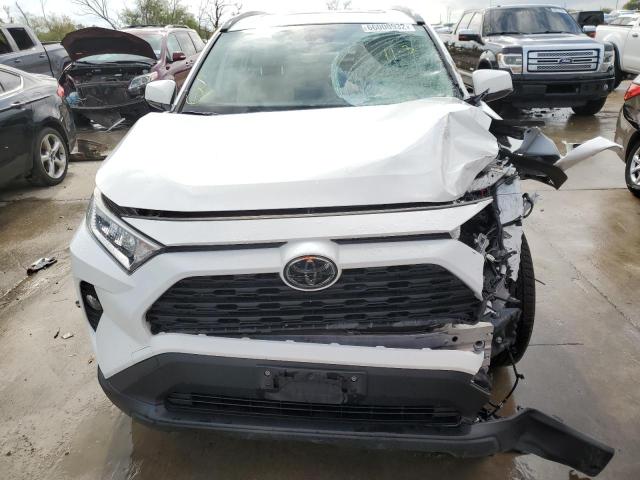 Photo 5 from auction – 2019 TOYOTA RAV4 XLE with VIN JTMW1RFV3KD511065
