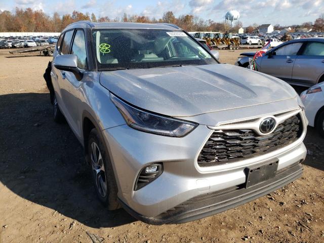 TOYOTA HIGHLANDER 2021 with VIN 5TDHZRBH3MS111290 - Photo from auction