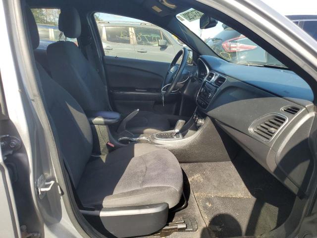 Photo 5 from auction – 2014 CHRYSLER 200 LX with VIN 1C3CCBAG7EN101837