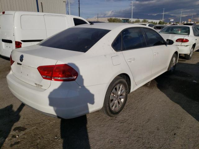 Photo 4 from auction – 2012 VOLKSWAGEN PASSAT S with VIN 1VWAP7A38CC073103