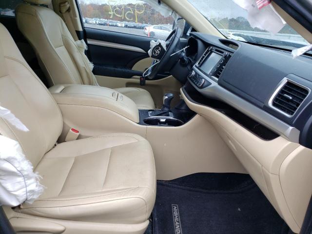 Photo 5 from auction – 2016 TOYOTA HIGHLANDER with VIN 5TDKKRFHXGS160091