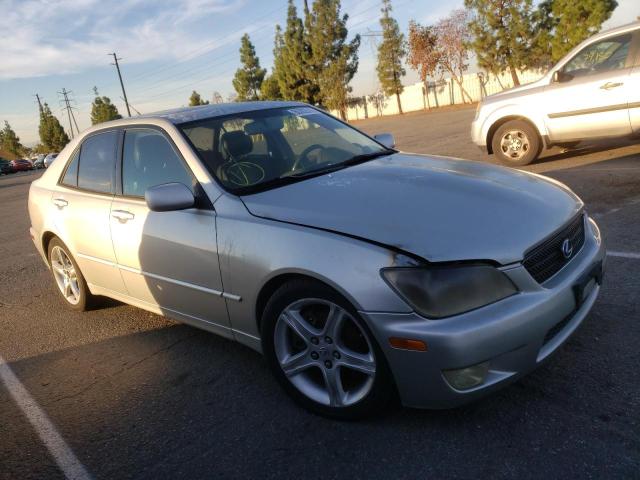 Photo 4 from auction – 2002 LEXUS IS 300 with VIN JTHBD192820035684