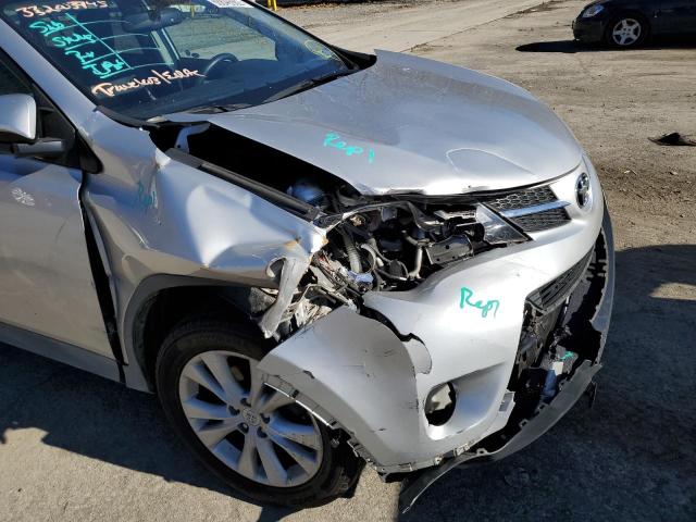 Photo 9 from auction – 2015 TOYOTA RAV4 LIMIT with VIN 2T3DFREV4FW370140
