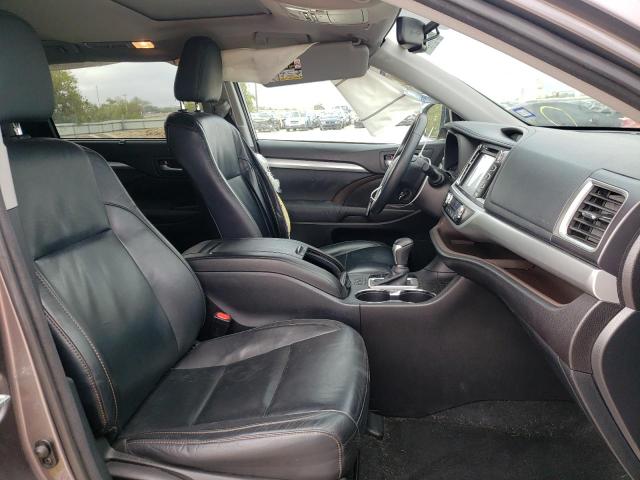 Photo 5 from auction – 2015 TOYOTA HIGHLANDER with VIN 5TDKKRFH4FS108504