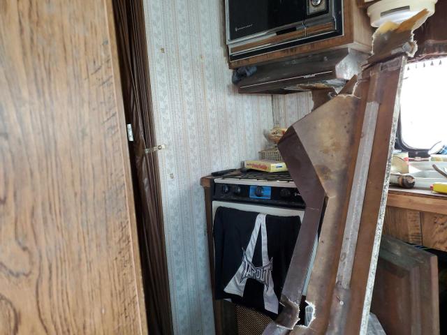 Photo 6 from auction – 1984 CHEVROLET P30 with VIN 1GBJP37W1E3320935
