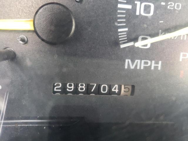 Photo 8 from auction – 1998 CHEVROLET SILVERADO with VIN 2GCEC19RXW1220974