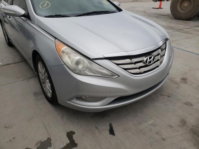 Photo 9 from auction – 2012 HYUNDAI SONATA SE with VIN 5NPEC4AC9CH361487