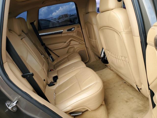 Photo 6 from auction – 2011 PORSCHE CAYENNE S with VIN WP1AE2A21BLA93676