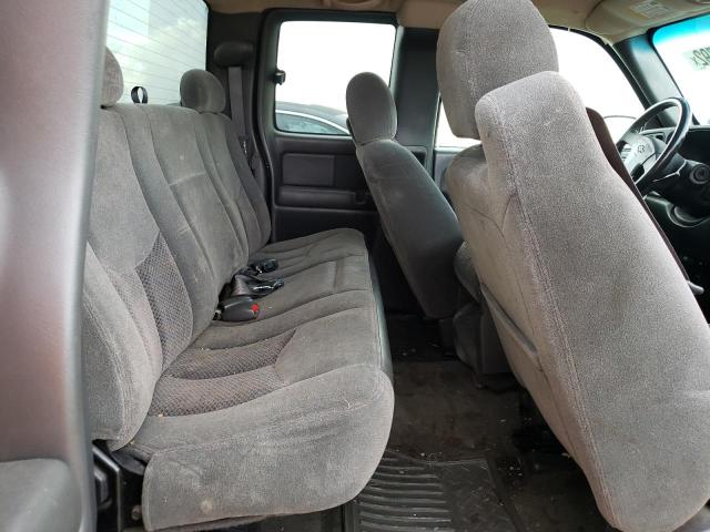 Photo 6 from auction – 2003 CHEVROLET SILVERADO with VIN 2GCEC19T231236853