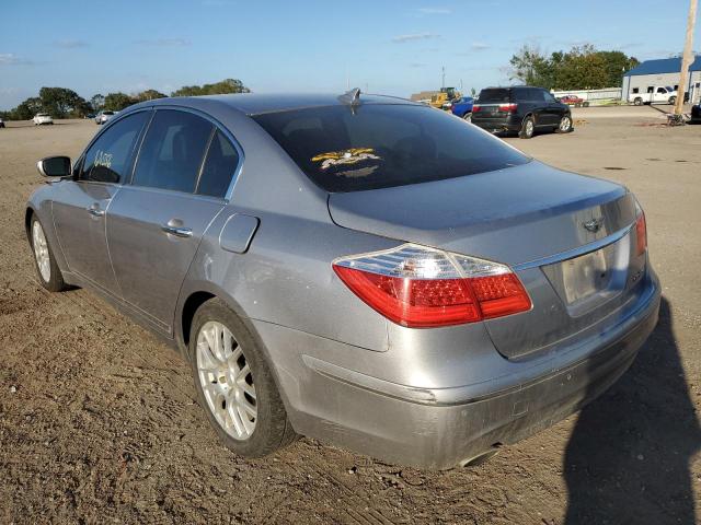 Photo 3 from auction – 2010 HYUNDAI GENESIS 4. with VIN KMHGC4DF4AU071896