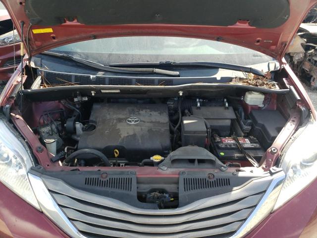 Photo 7 from auction – 2011 TOYOTA SIENNA XLE with VIN 5TDYK3DC8BS023805