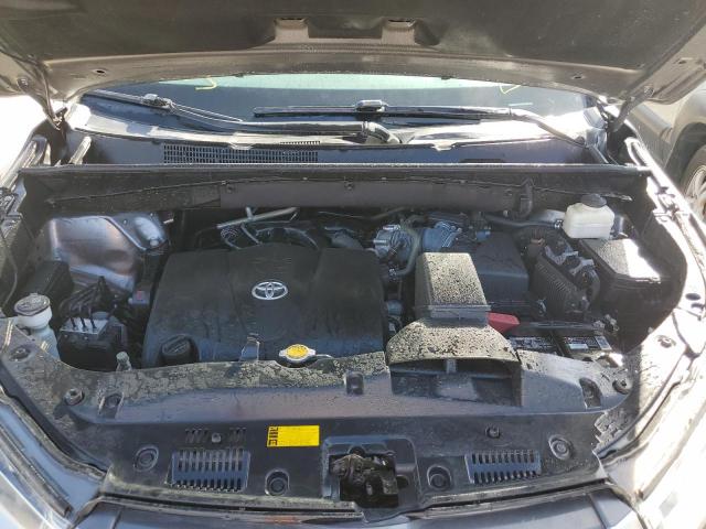 Photo 7 from auction – 2017 TOYOTA HIGHLANDER with VIN 5TDYZRFHXHS204954