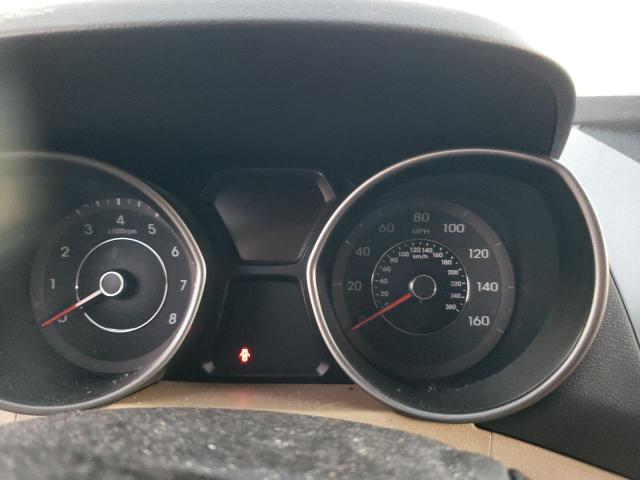 Photo 8 from auction – 2012 HYUNDAI ELANTRA GL with VIN 5NPDH4AEXCH141757