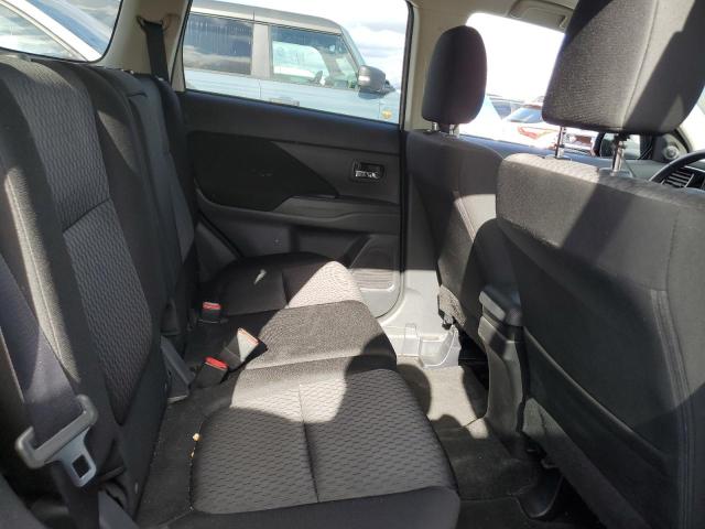 Photo 6 from auction – 2014 MITSUBISHI OUTLANDER with VIN JA4AD3A36EZ010516