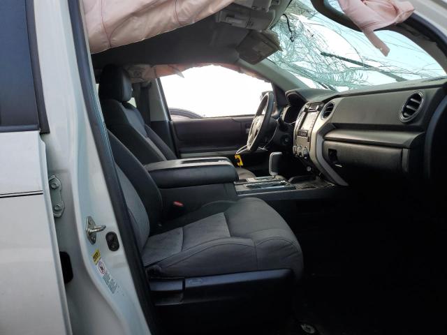 Photo 5 from auction – 2014 TOYOTA TUNDRA DOU with VIN 5TFRY5F19EX149082