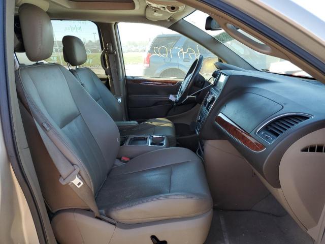 Photo 5 from auction – 2012 CHRYSLER TOWN & COU with VIN 2C4RC1CG4CR252325