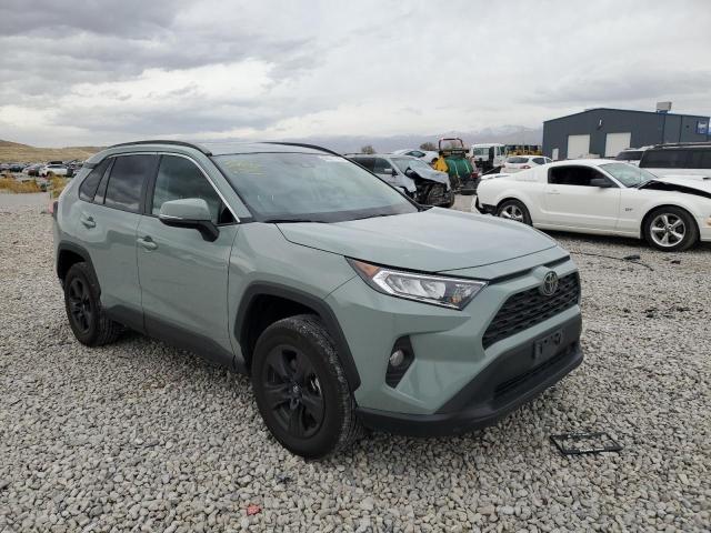 TOYOTA RAV4 XLE 2020 with VIN 2T3P1RFV2LC063282 - Photo from auction