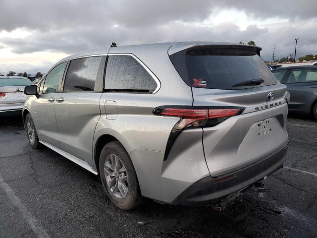 Photo 3 from auction – 2021 TOYOTA SIENNA XLE with VIN 5TDYRKEC0MS031839