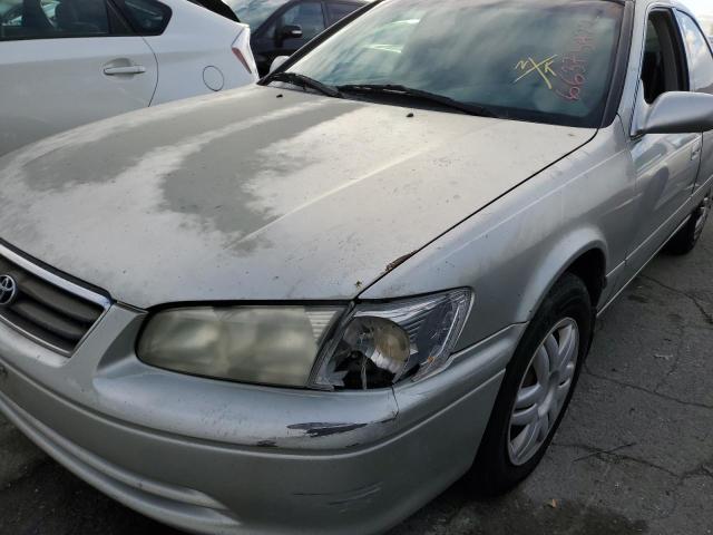 Photo 9 from auction – 2000 TOYOTA CAMRY with VIN JT2BG22K2Y0491612