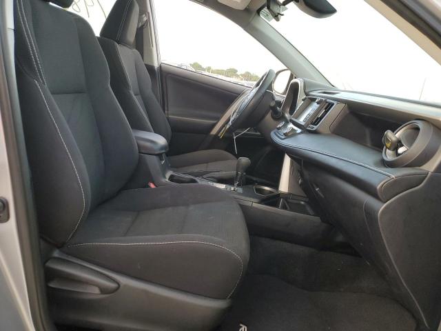 Photo 5 from auction – 2017 TOYOTA RAV4 XLE with VIN 2T3WFREV0HW398819