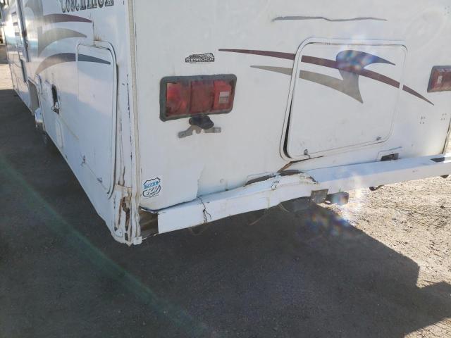Photo 9 from auction – 2005 COACH FREELANDER with VIN 1FDXE45S15HA30257