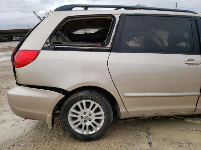 Photo 6 from auction – 2010 TOYOTA SIENNA XLE with VIN 5TDYK4CC6AS341959