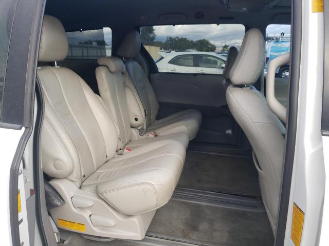 Photo 6 from auction – 2014 TOYOTA SIENNA XLE with VIN 5TDYK3DC6ES463249