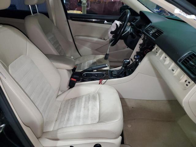 Photo 5 from auction – 2015 VOLKSWAGEN PASSAT SEL with VIN 1VWCV7A36FC055122