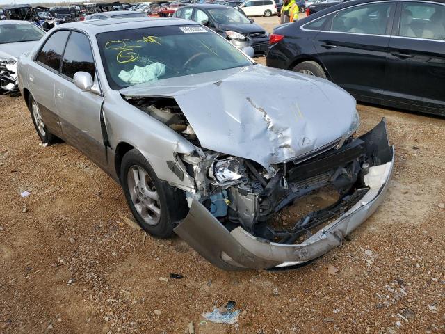 LEXUS ES 300 2001 with VIN JT8BF28G315111584 - Photo from auction