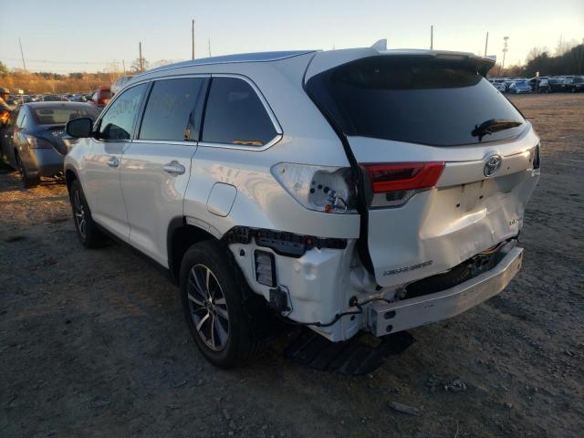Photo 3 from auction – 2019 TOYOTA HIGHLANDER with VIN 5TDJZRFH9KS574303