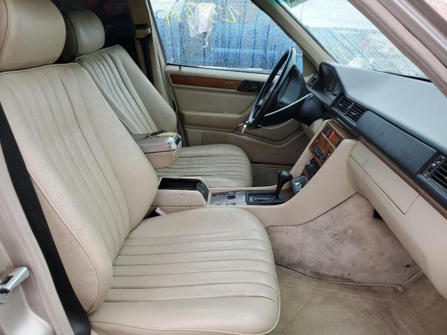 Photo 5 from auction – 1995 MERCEDES-BENZ E 300D with VIN WDBEB31E7SC122804