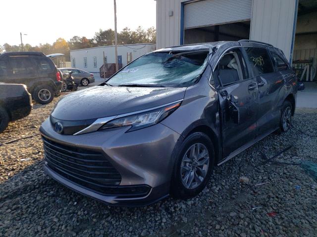 Photo 2 from auction – 2022 TOYOTA SIENNA LE with VIN 5TDBRKEC5NS083023