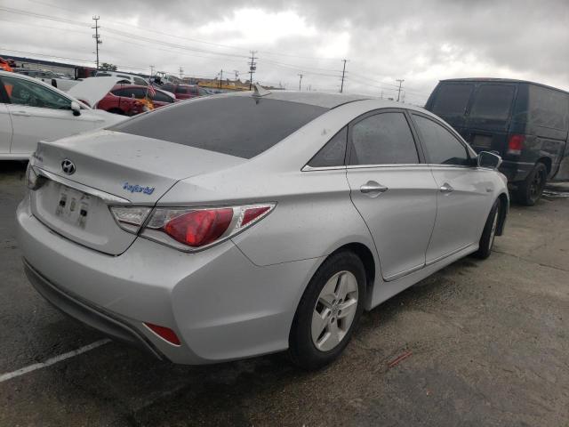Photo 4 from auction – 2011 HYUNDAI SONATA HYB with VIN KMHEC4A43BA018474