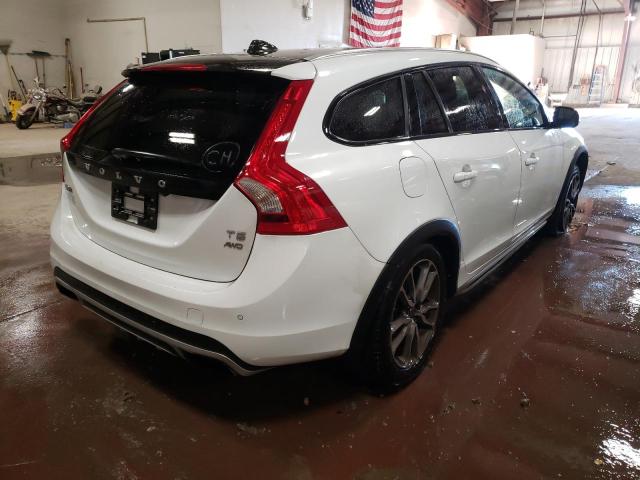Photo 4 from auction – 2016 VOLVO V60 CROSS with VIN YV4612HK3G1012895