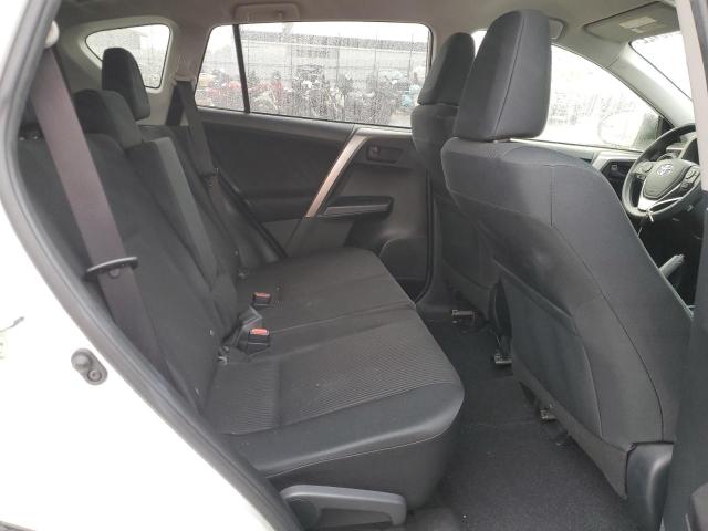 Photo 6 from auction – 2018 TOYOTA RAV4 LE with VIN JTMZFREV4JJ746705
